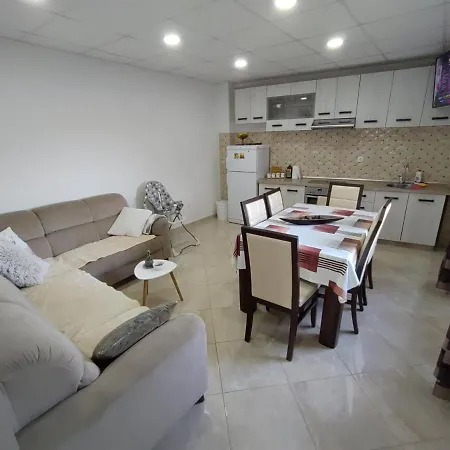 Magdalena بيت ضيافة 3*